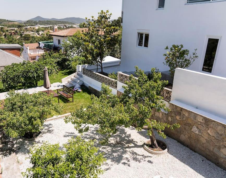 Вилла 20 Min From Bcn- Charming House W/ Pool & Bbq Area Сервелло Экстерьер фото